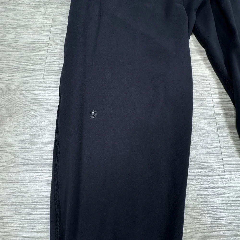 Lululemon Womens Joggers Align High Rise Black‎ Size 8(?) Pockets Athletic Yoga